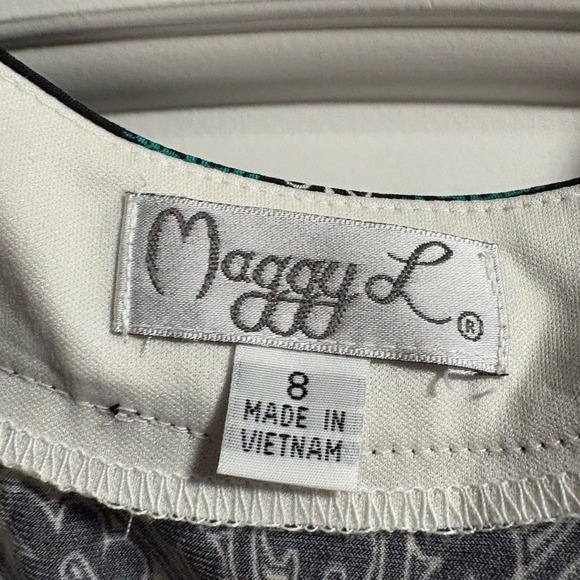 Maggy London Black White Green Print Dress 8 Women's - Picture 2 of 2